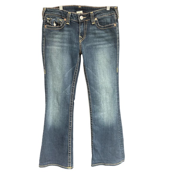 True Religion Becky Big T Bootcut Jeans Dark Wash Low Rise Size 32 EUC - Picture 2 of 8